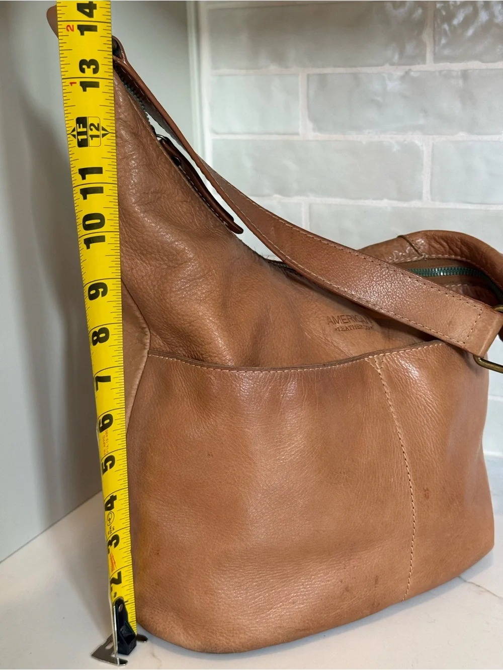 American Leather Co Tan Pebbled Leather Hobo Shoulder Bag Soft Slouch Zip Purse